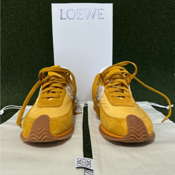Loewe flow runners size 9 US - Picture 3 of 7